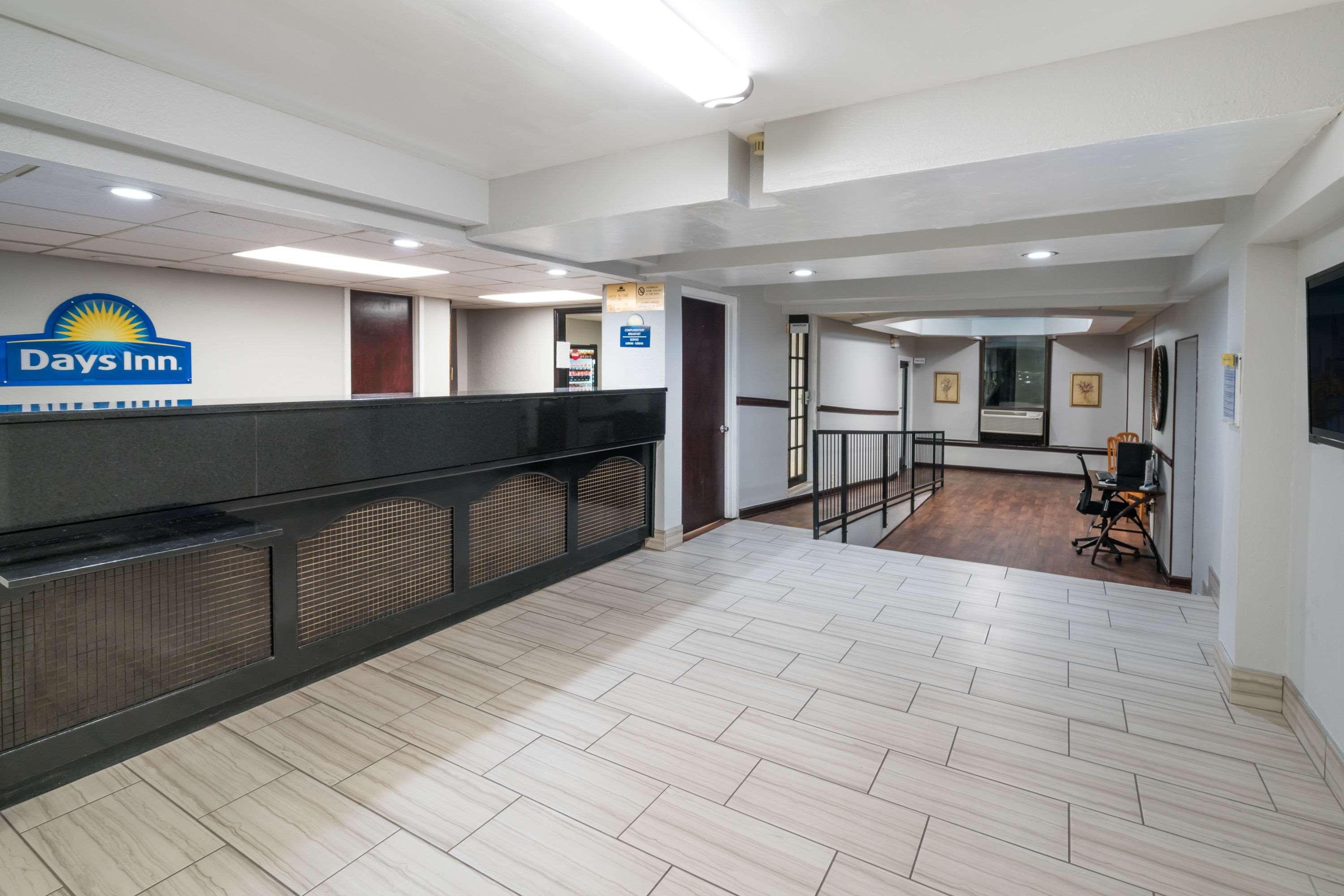 Days Inn By Wyndham Goodlettsville Nashville Exterior foto
